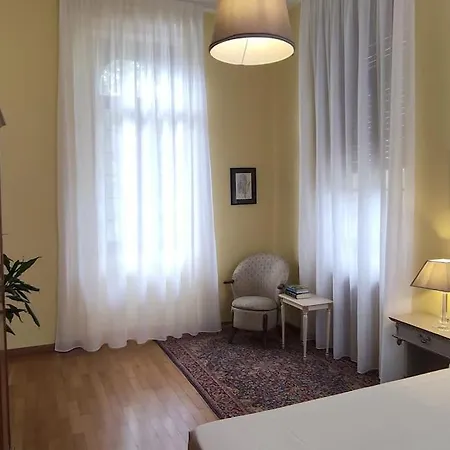 History With A Twist And View-Lake View Property With Spacious Garden, Tremezzo Como